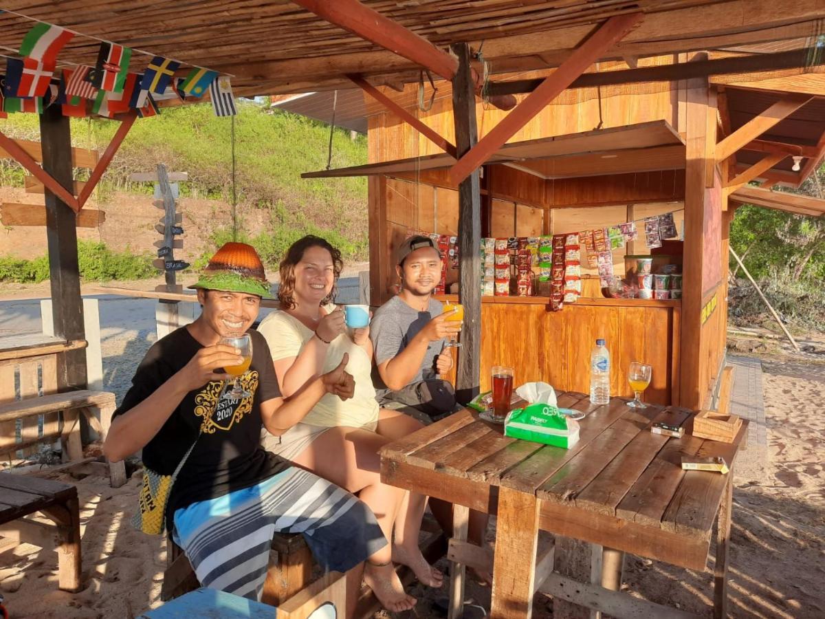 Boneputeh Homestay Taliwang Zewnętrze zdjęcie